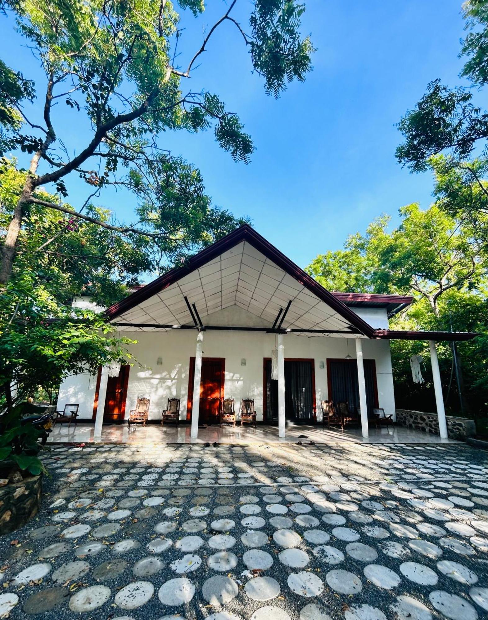 Neem Holiday Bungalow Yala Тіссамахарама Екстер'єр фото